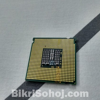 Intel Xeon E5430 2.66GHz 4 core 4 thread LGA775